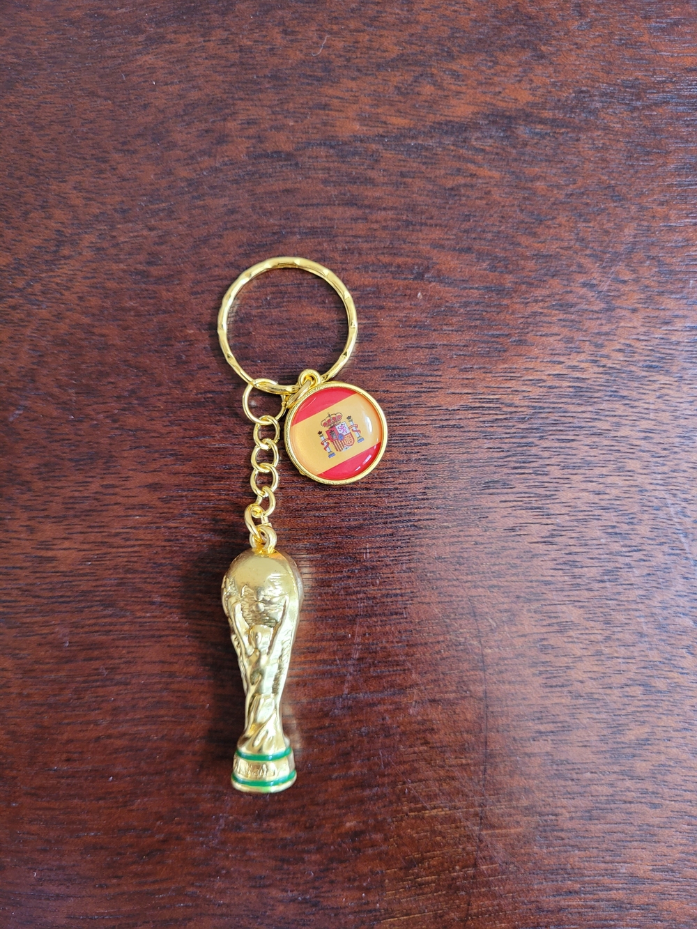 Brand New 2026 Fifa World Cup Trophy Keychain SPAIN Flag